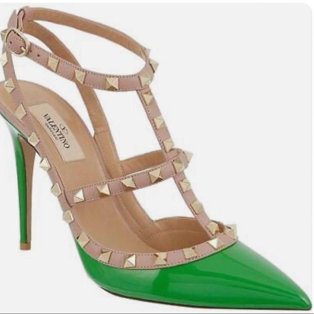 Pre-Loved valentino garavani rockstud heels
